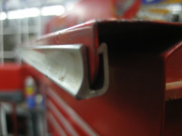 Here's the drawer trim I need to get off without damaging any of them.