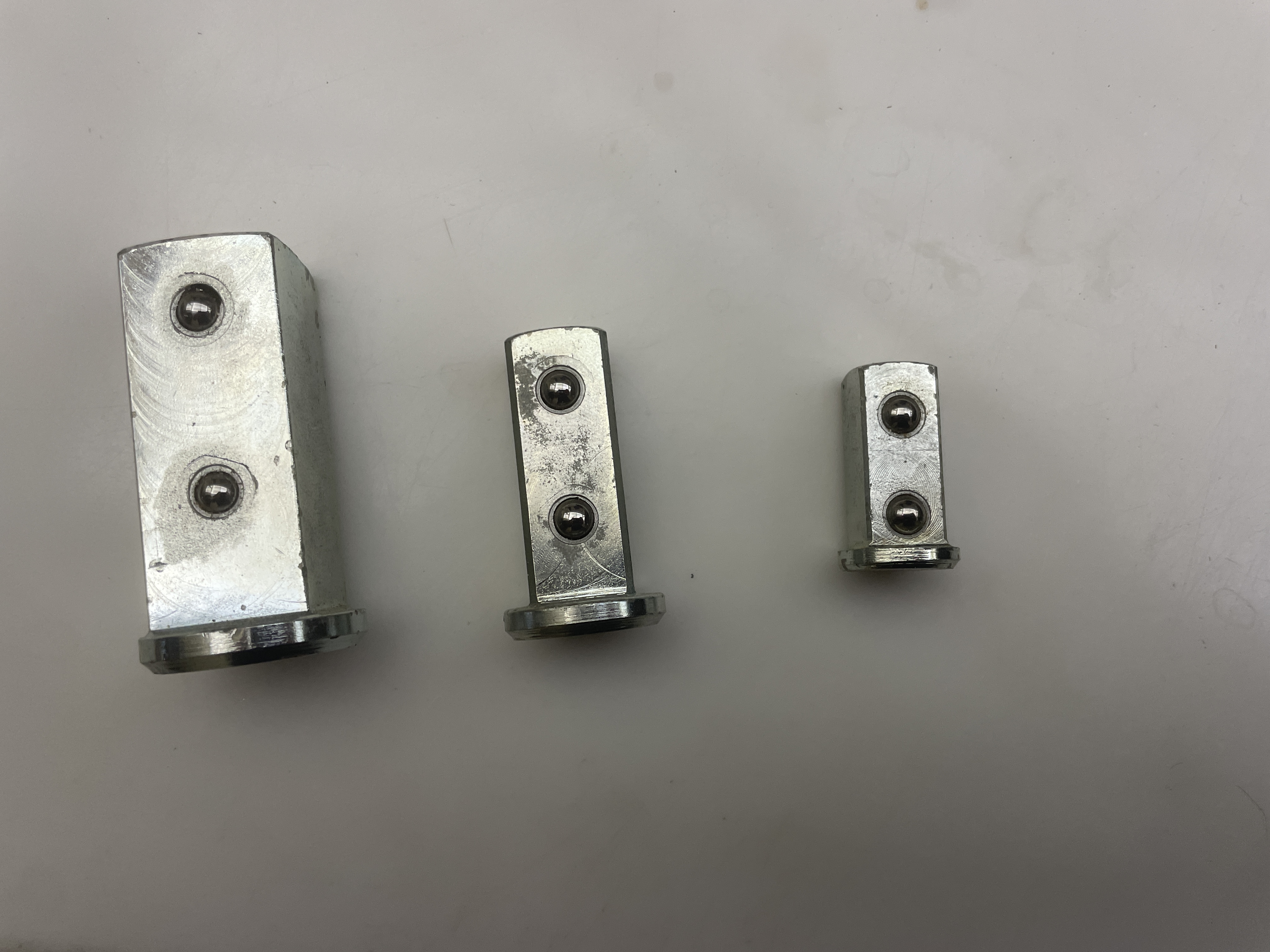 SnapOn Numer 7 plugs (3).JPG