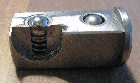 Snap on plug cut away.JPG