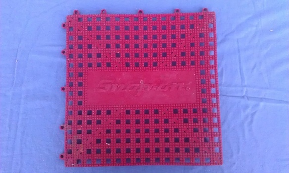 snap on mat.jpg